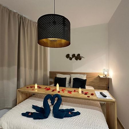 Mieuxqualhotel Jacuzzi Privatif La Parenthese Бордо Экстерьер фото