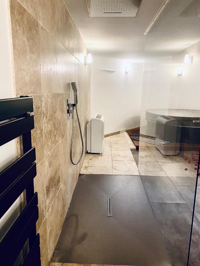 Mieuxqualhotel Jacuzzi Privatif La Parenthese Бордо Экстерьер фото