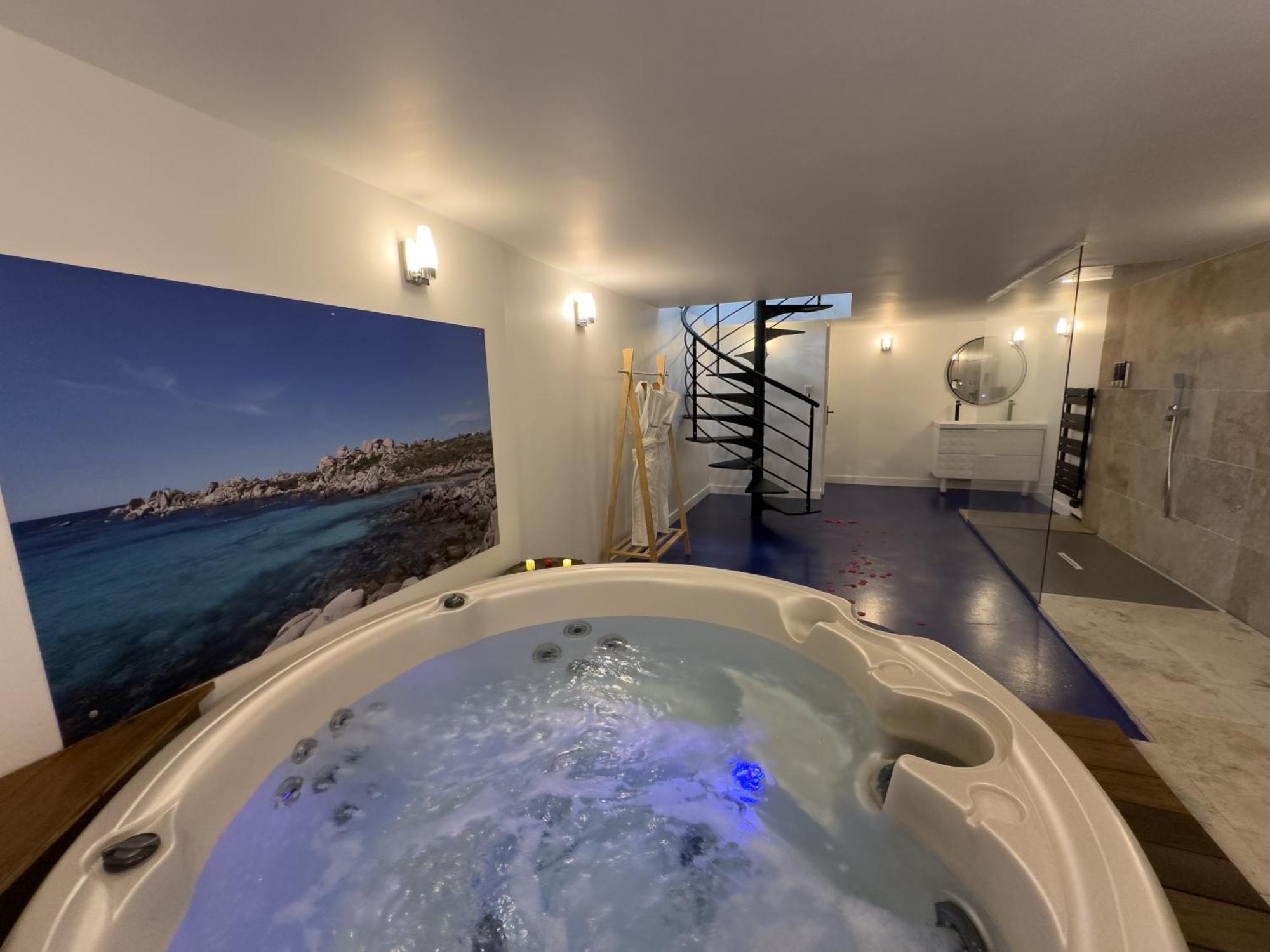 Mieuxqualhotel Jacuzzi Privatif La Parenthese Бордо Экстерьер фото