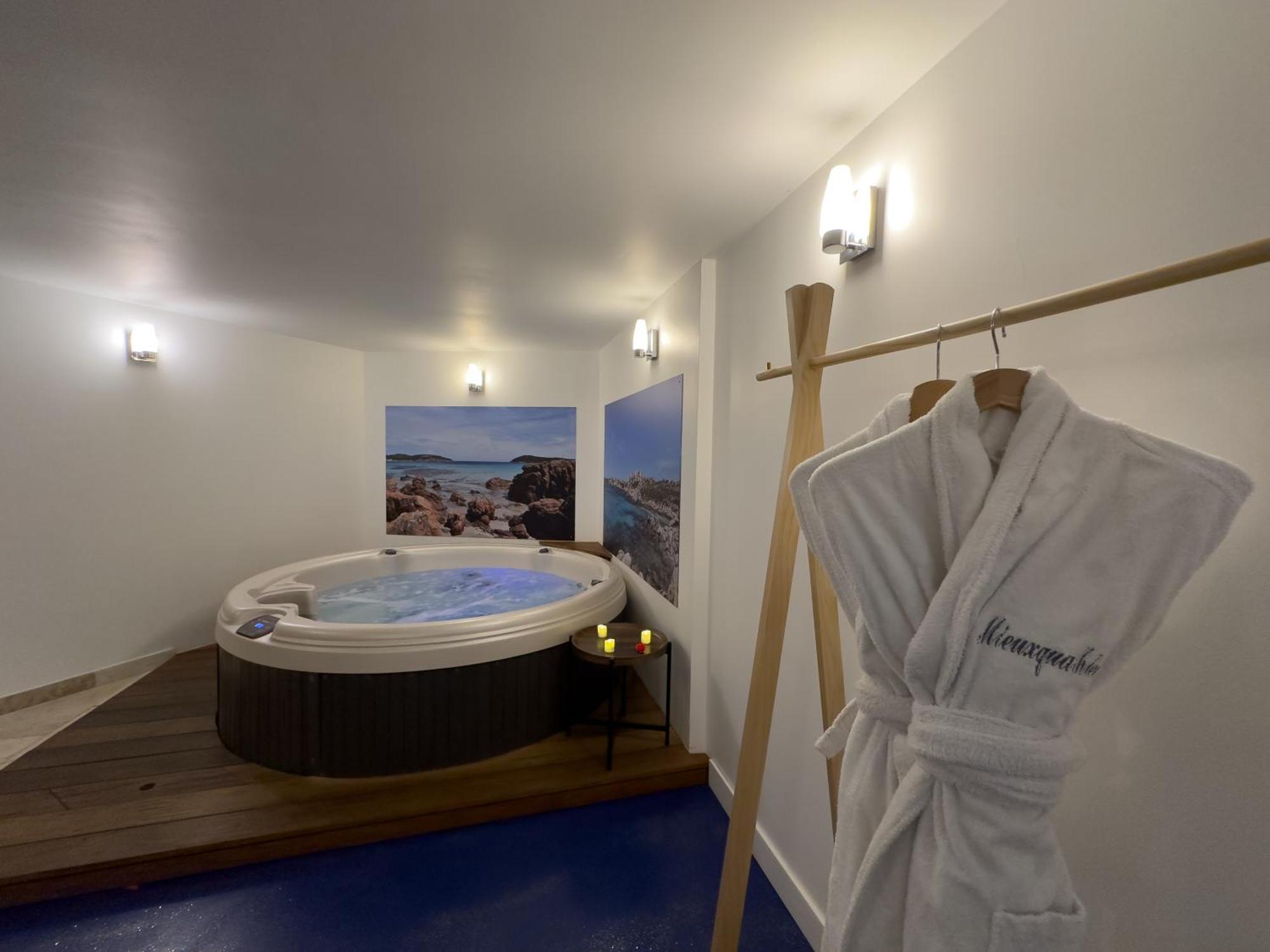 Mieuxqualhotel Jacuzzi Privatif La Parenthese Бордо Экстерьер фото